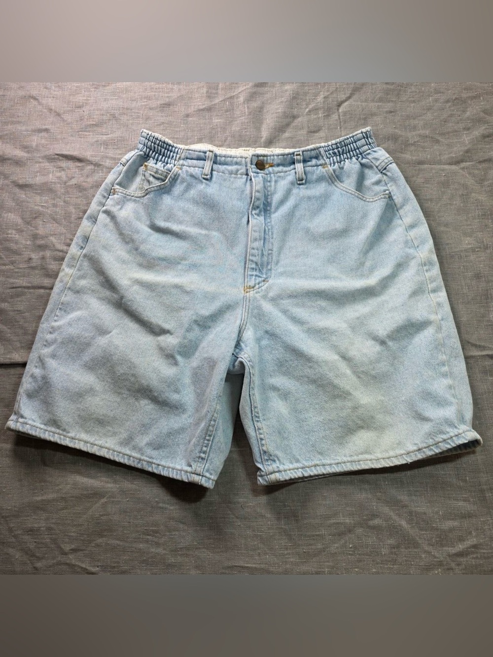 Vintage LL Bean Womens Denim Shorts Light Wash High Waist Elastic Size 16 R USA